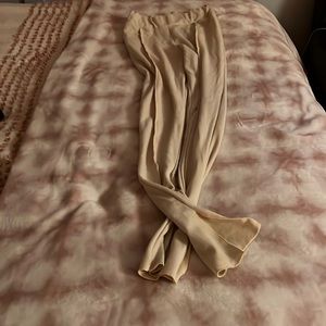 Never worn ribbed cream pants! Very beautiful and stylish (pop culture)